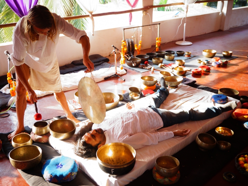 Learn how to give sound bath healing with Tibetan Singing Bowls