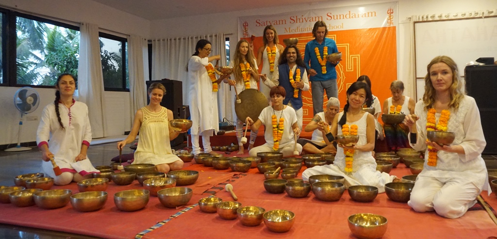 Tibetan-Singing-Bowls-sound-Healing-Training-india Nada Yoga Vedic Sounds Healing & Singing Bowls Training