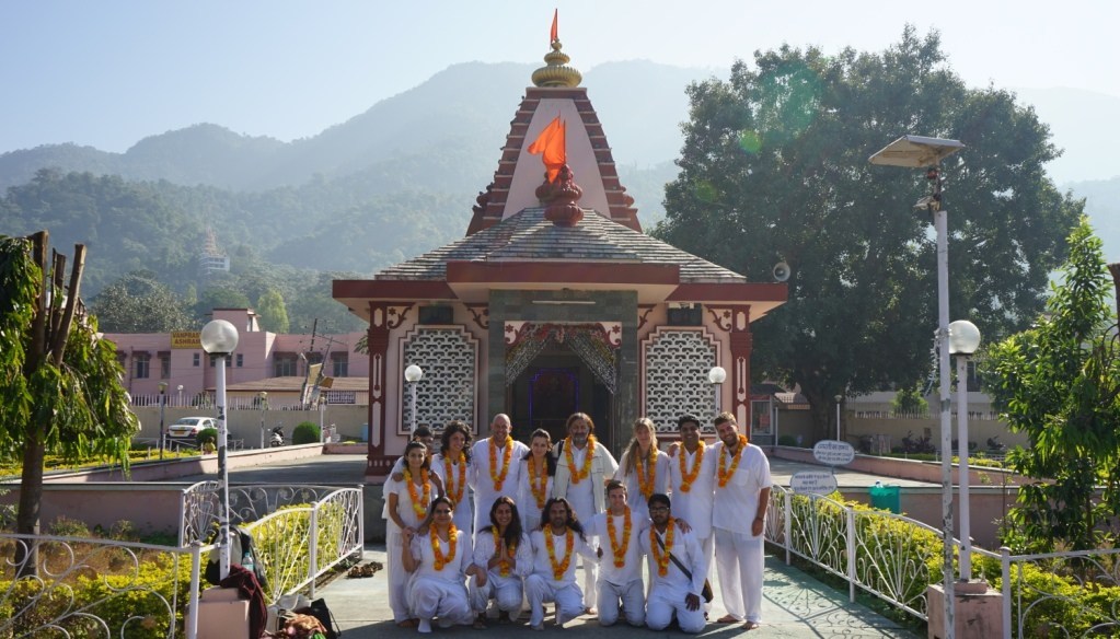 200 Hours Mindfulness Meditation Teacher Training Rishikesh India With Master Shiva Girish