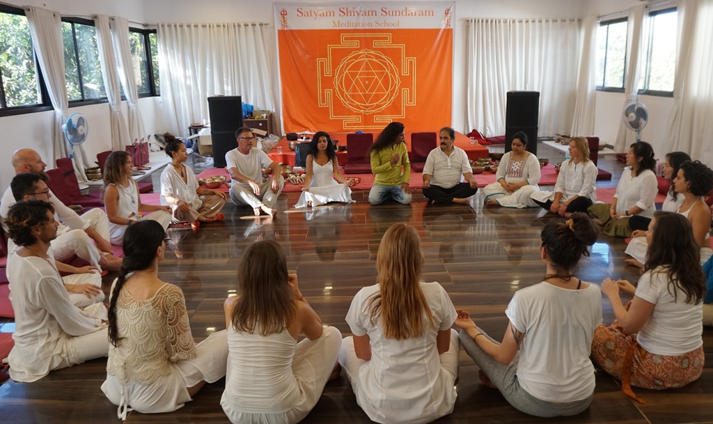 Online 100 Hours Certified Mindfulness Meditation Teacher Training India Hongkong Singapore Malaysia